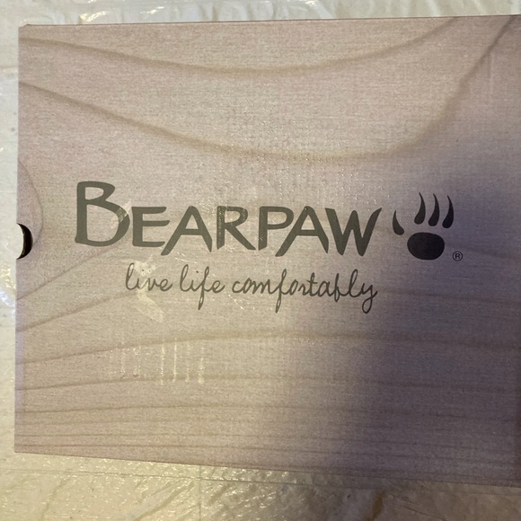 Black BearPaw Shearling Lace up Boots - Picture 6 of 7